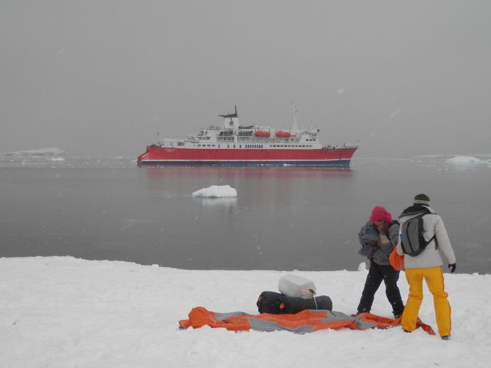 182004_10151099812755685_963145257_n